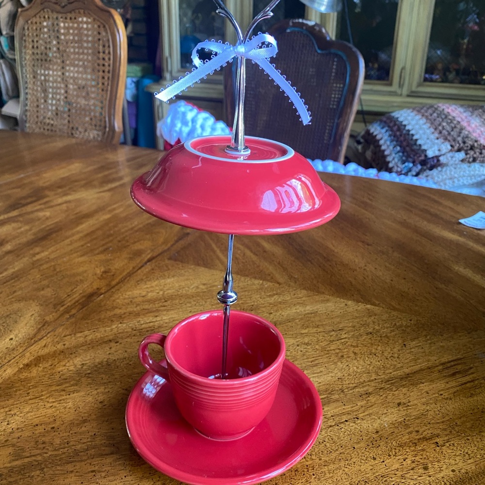 Fiestaware Teacup Red Bird Feeder - Picture 6 of 12